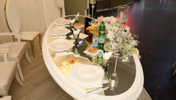 Weeding (200 x 50 px) (181 x 205 px) (380 x 294 px) (552 x 351 px) (553 x 340 px) (361 x 205 px)